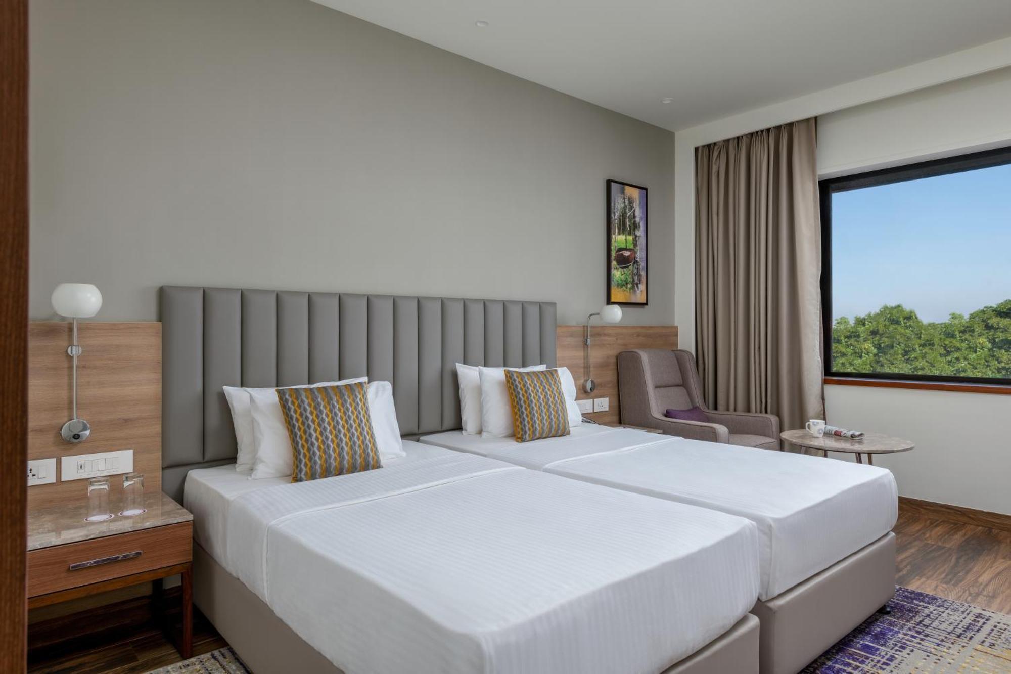 Vivanta Mangalore Oldport Road - Formerly Known As Taj Manjarun Buitenkant foto